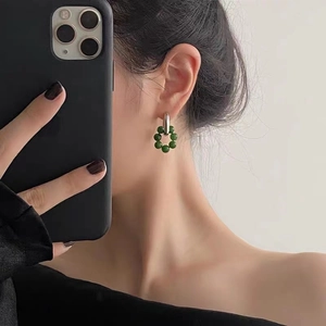 Retro Chinese Style Green Bead Titanium Steel Hoop Earrings For Women Minimalist Stainless Steel Huggie Earrings Jewelry Gift