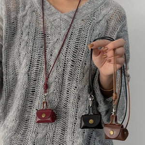 Mini-Leder-Münzbörsen-Halskette in Weinrot, Schwarz und Braun für Accessoires
