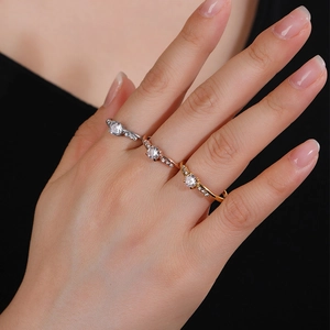 Minimalist Titanium Steel Ring For Women Elegant Inlaid Round Zirconia Thin Gold Rose Gold Silver Finger Ring Jewelry