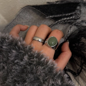 Set di anelli in acciaio argento con grande pietra di agata verde ovale da donna