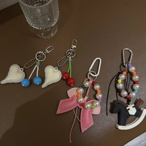 Korean Style Bowknot Heart Cherry Keychain Black Trojan Horse Bag Charm Beaded Imitation Artificial Pearl Phone Strap For Women Bag Accessories
