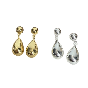 Élégantes boucles d'oreilles goutte d'eau en or et argent avec tiges en argent 925