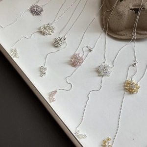 Minimalist Silver Plated Crystal Cluster Grape Necklace For Women Elegant Artificial Pearl Sunflower Pendant Adjustable Long Chain Jewelry