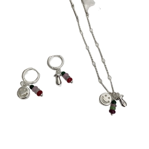 Silbernes Schmuckset mit bunten Perlen, Smiley und Pilzanhänger für Damen