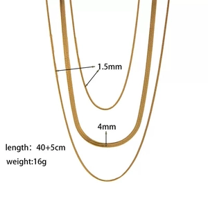 Gouden platte slangenketting in 1,5mm en 4mm breedte, 40+5cm lengte, titanium staal