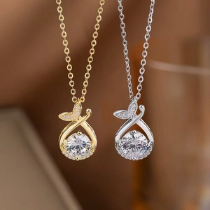 Elegant Stainless Steel Mermaid Tail Pendant Necklace For Women Zirconia Gold Silver Designer Clavicle Chain Jewelry Gift