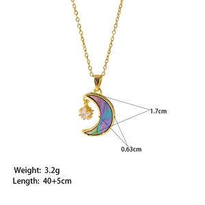 Collier lune en acier titane avec incrustation de coquillage coloré et pendentif étoile