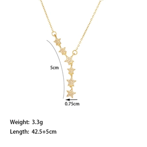 Collana con stelle dorate scintillanti con pendenti a stella e pietre di zircone