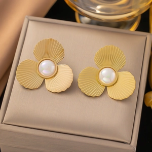 Vintage geometric titanium steel flower earrings with gold finish and central pearl accents