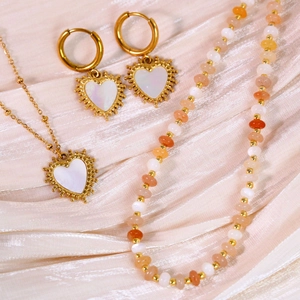 Set gioielli vintage cuore placcato oro 14K con collana e orecchini in acciaio