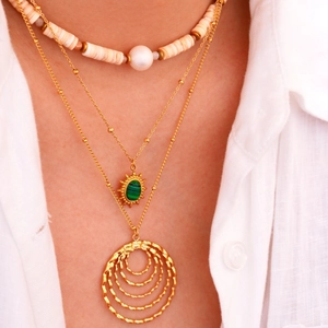 Collana a tre strati placcata oro 14K con ciondolo in malachite e perle da donna