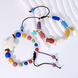 Bracciale Bohémien in Pietra Lavica Multicolore con Stelle e Pesci per Donna Cordino Intrecciato Regolabile Ciondolo Conchiglia Acciaio Inossidabile Gioielli
