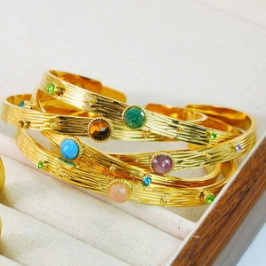 Brazaletes vintage de acero inoxidable dorado con incrustaciones de piedras naturales