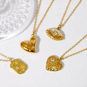 Colliers dorés en acier inoxydable avec pendentifs cœur et croix et cristaux blancs