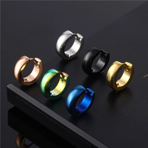 Pendientes de aro de acero de titanio en plata, negro, oro rosa y multicolor