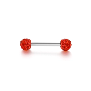 Makro-Detail eines Barbell-Piercings aus Edelstahl mit roten Shamballa-Kristallkugeln