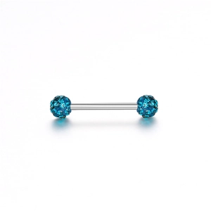 Makroaufnahme von Edelstahl-Piercing-Stab mit blau besetzten Strasssteinkugeln