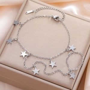 Minimalist stainless steel star charm bracelet for women with adjustable lobster clasp