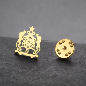 Moroccan style 304 stainless steel golden brooch with intricate cutout star emblem