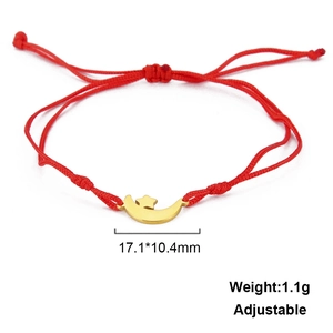 Verstellbares rotes Seilarmband mit Anhängern aus Goldmond und Stern-Edelstahl