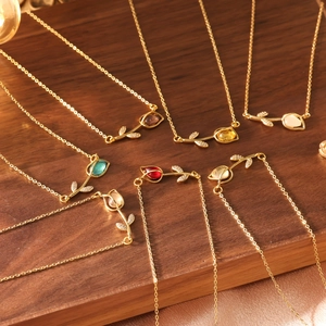 Elegante Roestvrijstalen Vergulde Tulp Roos Hanger Ketting Voor Vrouwen Met Zirkonia Ingelegde Luxe Bloem Sieraden Cadeau