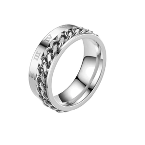 Modern silver spinner ring featuring Roman numeral engravings and a Cuban chain inlay