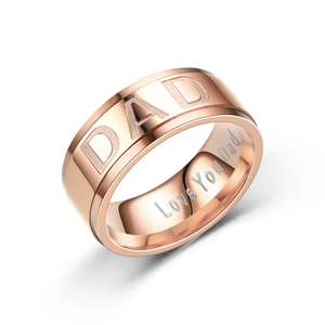 Herrenring aus roségoldenem Edelstahl mit DAD und Love You Dad Gravur poliert