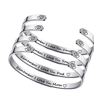 Titanium steel open C-ring bracelets for Mom Dad Son Daughter with heart engravings