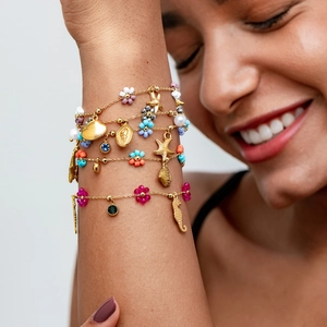 Ocean Theme Gold Stainless Steel Seahorse Starfish Shell Charm Beaded Bracelet Bohemian Jewelry Vacation Beach Gift
