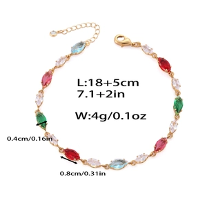 Vue détaillée du bracelet en zircons colorés avec chaîne réglable de 18+5 cm et fermoir mousqueton