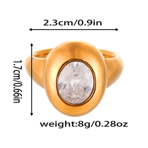 Dimensions détaillées de la bague ovale en or: 2,3 cm de long et 1,7 cm de large, 8 g