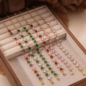 Bracelet Vintage en Acier Inoxydable Cœur en Zircon pour Femmes Plaqué Or Coloré Bracelet Chaîne en Pierres Gemmes Mariage Fête Bijoux Cadeau