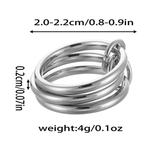Vista dettagliata dell'anello multistrato argento con diametro 2,2cm e spessore 0,2cm
