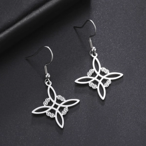 Minimalistische Hexenknoten-Ohrringe aus Edelstahl mit poliertem Silber-Finish