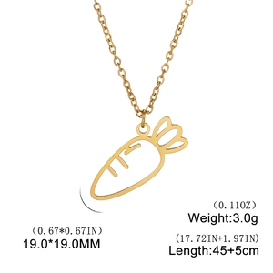 Detailed view showing carrot pendant dimensions 19mm and 45cm adjustable necklace chain