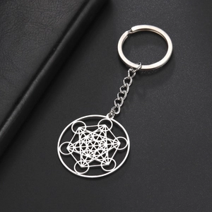 304 Stainless Steel Metatron Cube Keychain Archangel Sacred Geometry Hollow Key Ring Geometric Pendant Jewelry Gift For Men Women