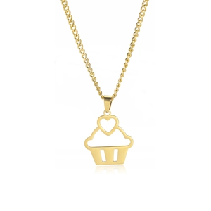 Collier doré en acier inoxydable avec pendentif cupcake évidé et décorations cœur