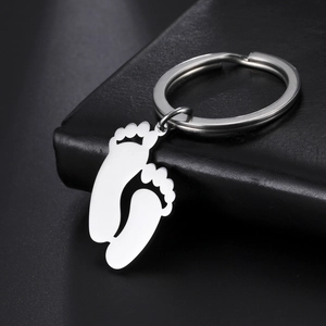 Cute Polished Baby Footprint Stainless Steel Keychain For Women Men Minimalist Mirror Metal Keyring Pendant Commemorative Gift