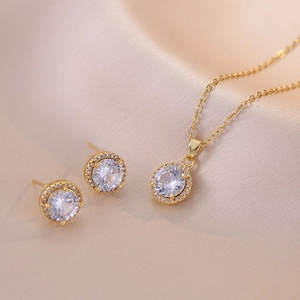 Luxus Edelstahl Zirkonia Blume Schmuckset Für Damen Elegante Halo Runde Anhänger Halskette Und Ohrstecker Schmuck