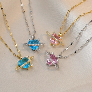 Collier Pendentif Cœur Planète Acier Titane Strass Anneau Saturne Chaîne Clavicule Bijoux Romantiques Pour Femmes Filles