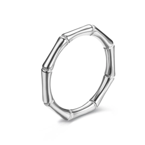 Eleganter silberner Bambusring aus poliertem Edelstahl für modebewusste Damen