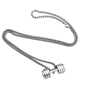 Collier avec pendentif haltère en argent poli et chaîne à perles carrées en acier