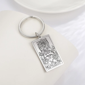 Porte-clés vintage en acier inoxydable avec motif Tarot Le Chariot et finition polie