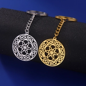 Stainless Steel Hollow Round Geometric Mandala Keychain For Men Women Vintage Floral Key Ring Pendant Bag Charm Gift