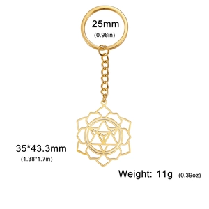 Detailed view of golden stainless steel keychain with hollow geometric flower pendant dimensions