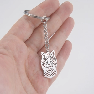 Porte-clés tête de lion évidé en argent en acier inoxydable poli de style punk rock