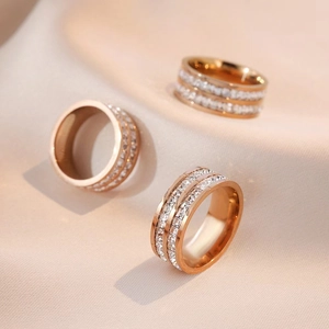 Bague Éternité Acier Titane Or Rose Zircon Incrusté Strass Carré Mode Élégant Bijoux Alliance Pour Femmes