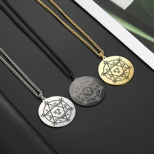 Dreifarbige Tetragrammaton Stern Anhänger Halsketten aus Edelstahl in Silber Gold und Schwarz