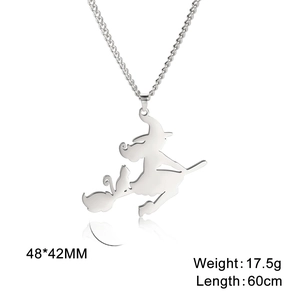 Collana con ciondolo silhouette di strega e gatto in acciaio lucido con dimensioni