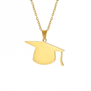 Élégant collier doré avec pendentif chapeau de diplômé et gland en acier inoxydable